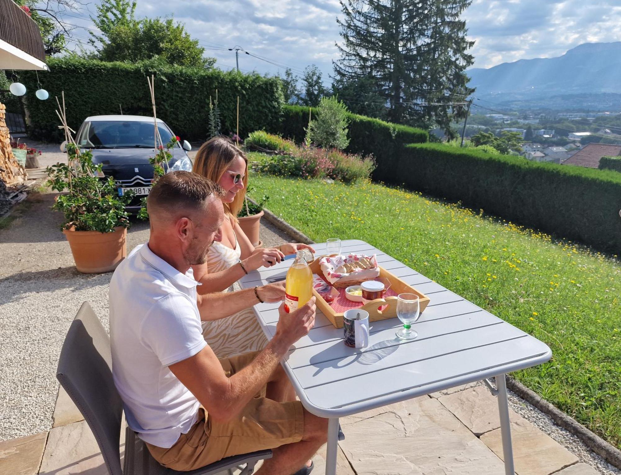 Bellevue Independant Renove 2024 Piscine Parking Proche Centre Annecy Apartment Poisy