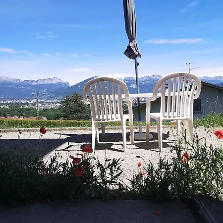 Studio Bellevue Appart Independant Renove 2024 Piscine Parking Proche Centre Annecy Poisy Exterior photo